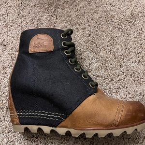 Sorel Wedge Booties